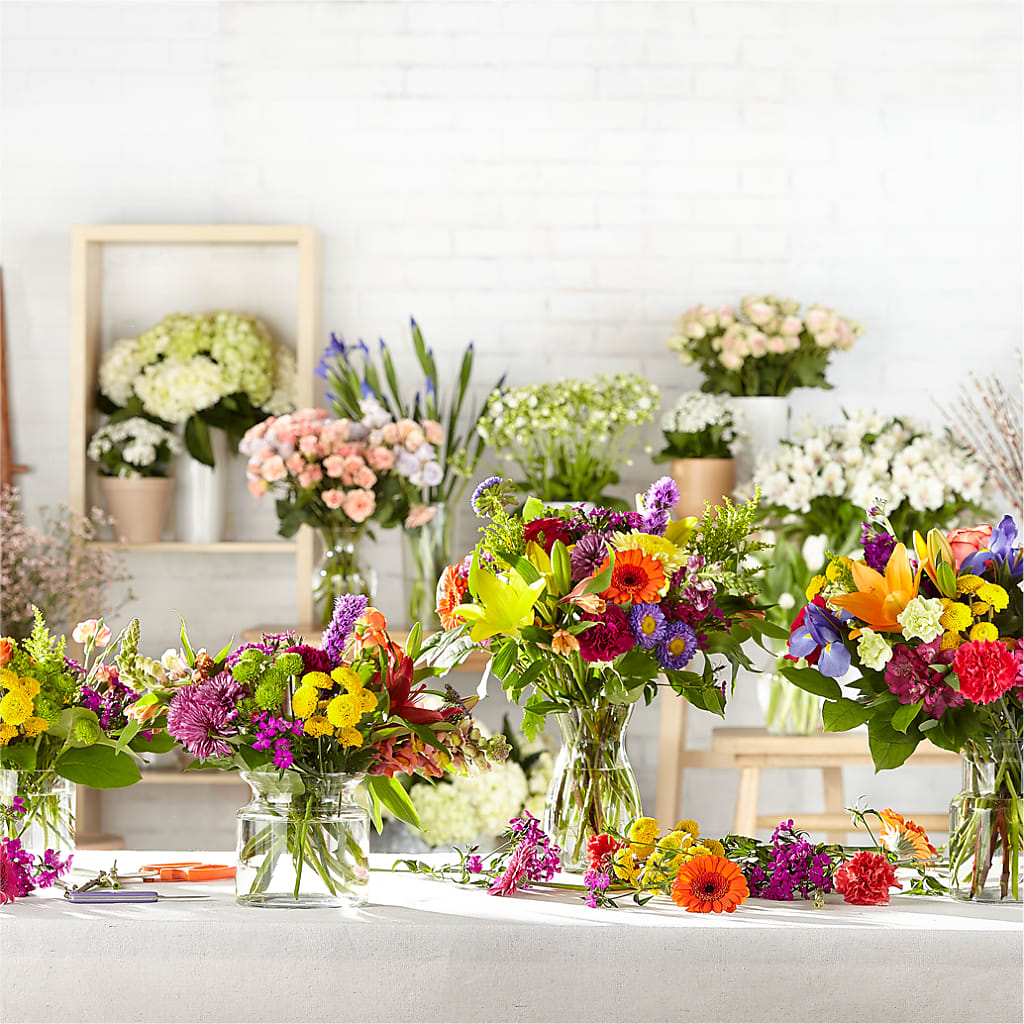 Bold & Bright – A Florist Original – The Flower Company, Kamloops BC