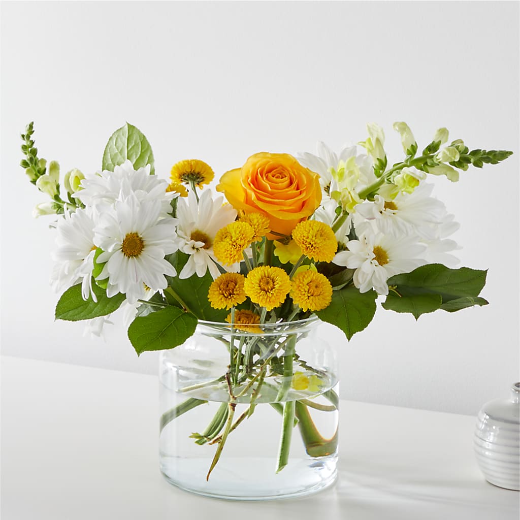 Sun Salutation Bouquet – The Flower Company, Kamloops BC