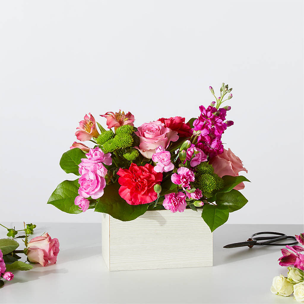 Sweetberry Box – A Florist Original – The Flower Company, Kamloops BC