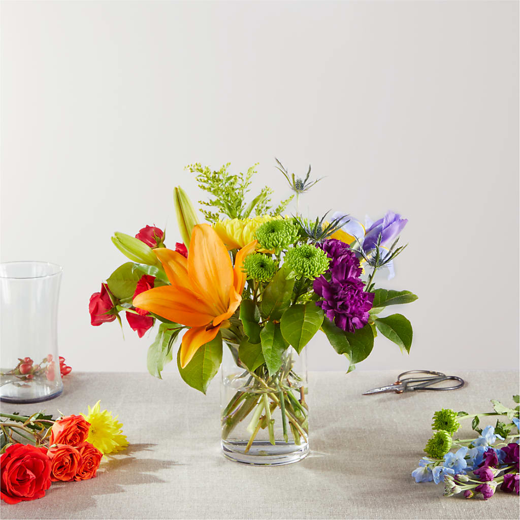 Summer Spectra - A Florist Original – The Flower Company, Kamloops BC
