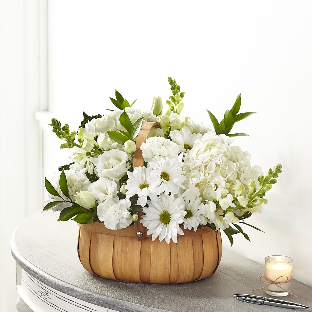 Pure Ivory Basket – The Flower Company, Kamloops BC