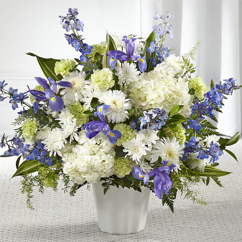 Soft Serenity Floor Basket – The Flower Company, Kamloops BC