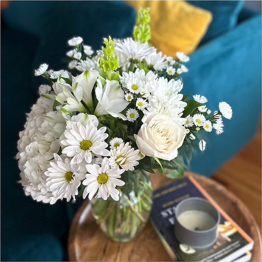 Classic Ivory – A Florist Original – The Flower Company, Kamloops BC