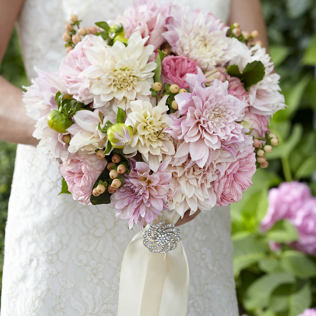 Heart's Promise Bouquet – The Flower Company, Kamloops BC