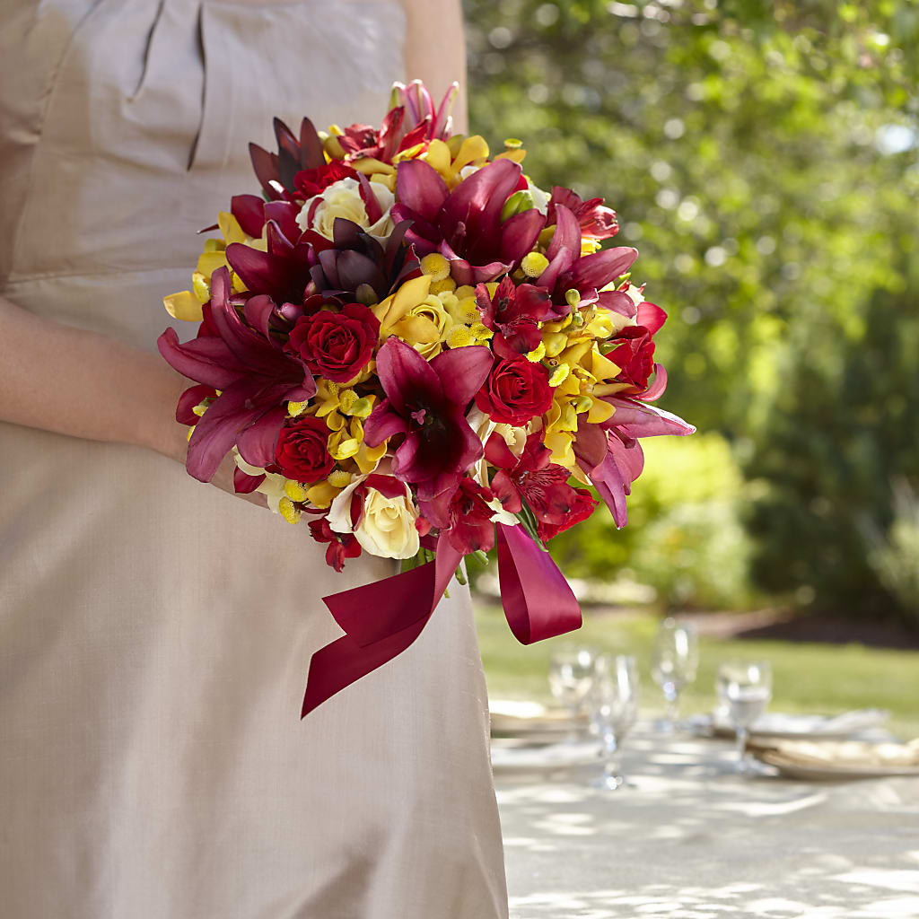 Sunningdale Bouquet – The Flower Company, Kamloops BC