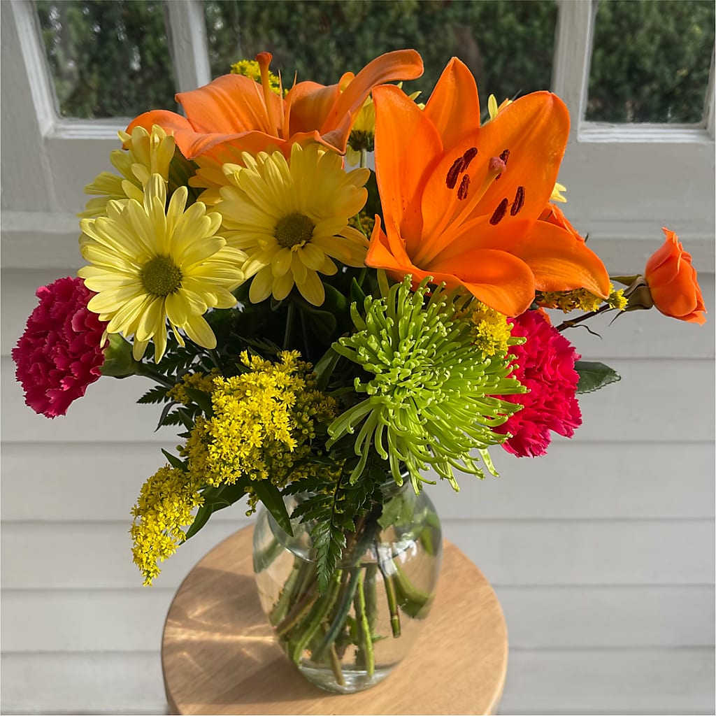 Bold & Bright – A Florist Original –  The Flower Company, Kamloops BC