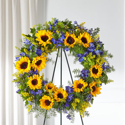 Bright Rays Wreath –  The Flower Company, Kamloops BC