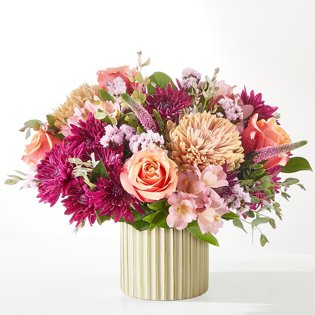 Berry Cobbler Bouquet with Ivory Vase –  The Flower Company, Kamloops BC