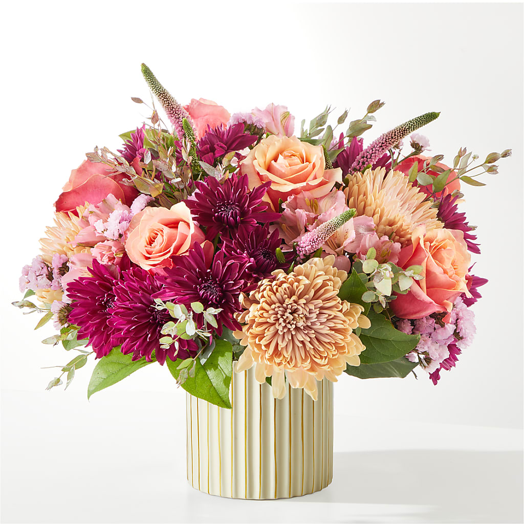 Berry Cobbler Bouquet with Ivory Vase –  The Flower Company, Kamloops BC