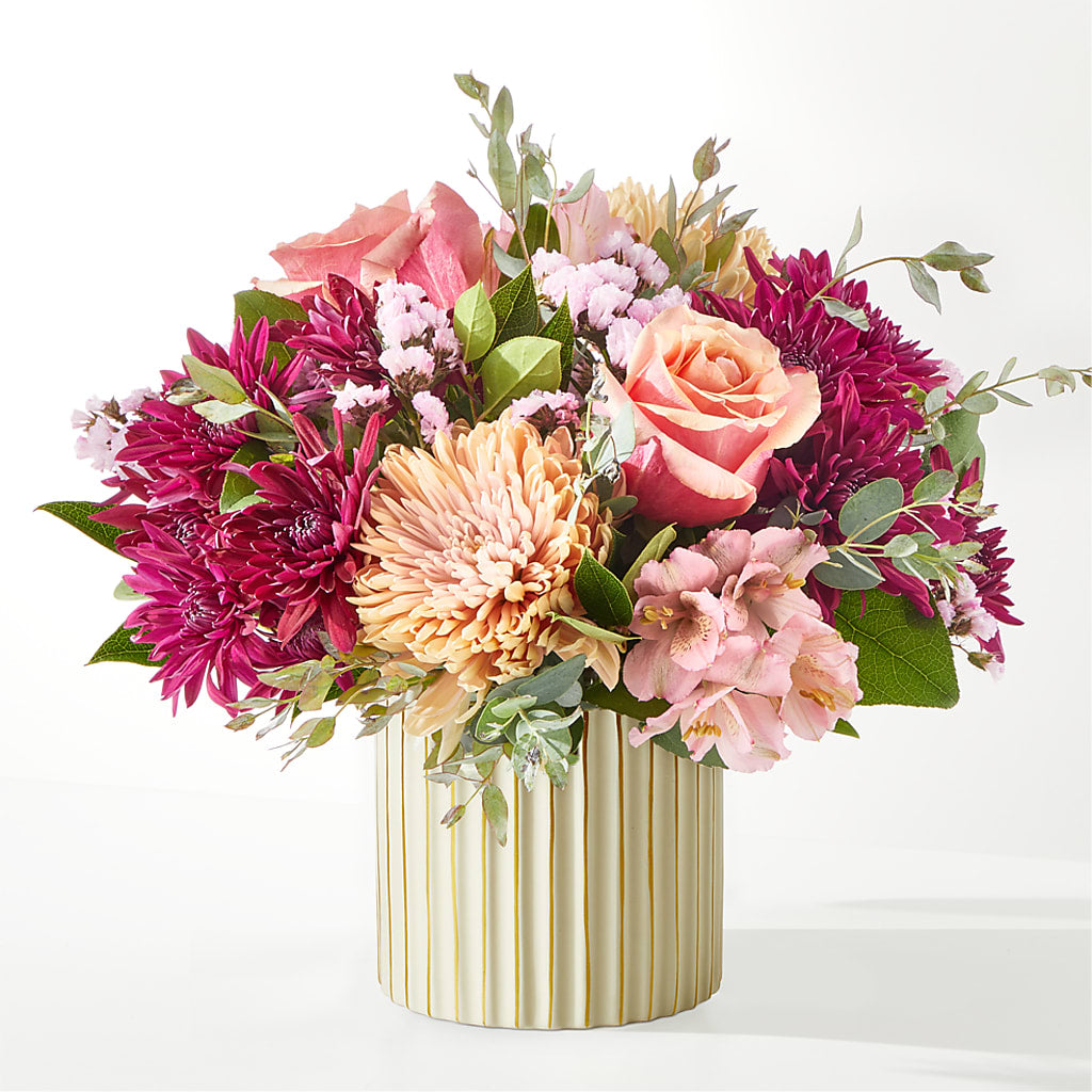 Berry Cobbler Bouquet with Ivory Vase –  The Flower Company, Kamloops BC