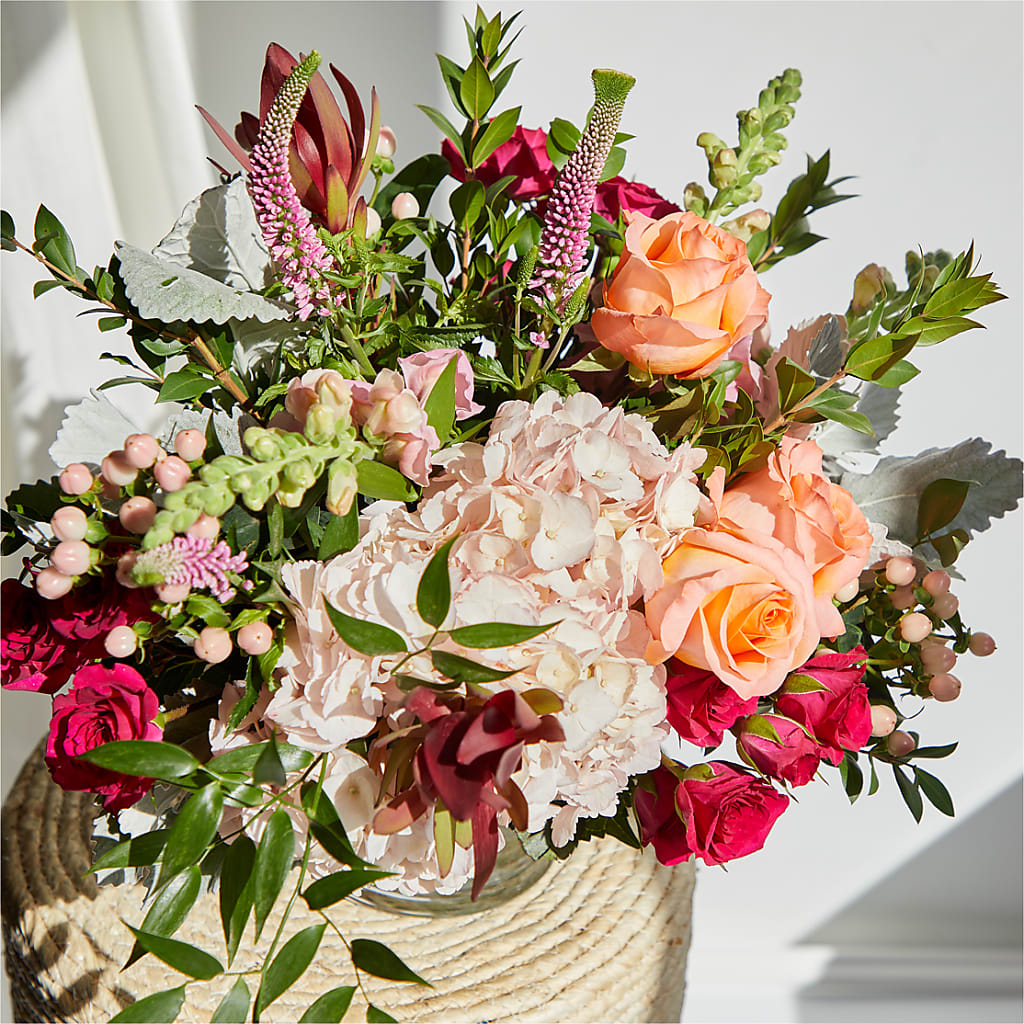 Glitz & Glam Bouquet –  The Flower Company, Kamloops BC