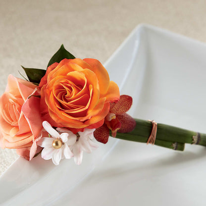 Sunset Dream Boutonniere –  The Flower Company, Kamloops BC